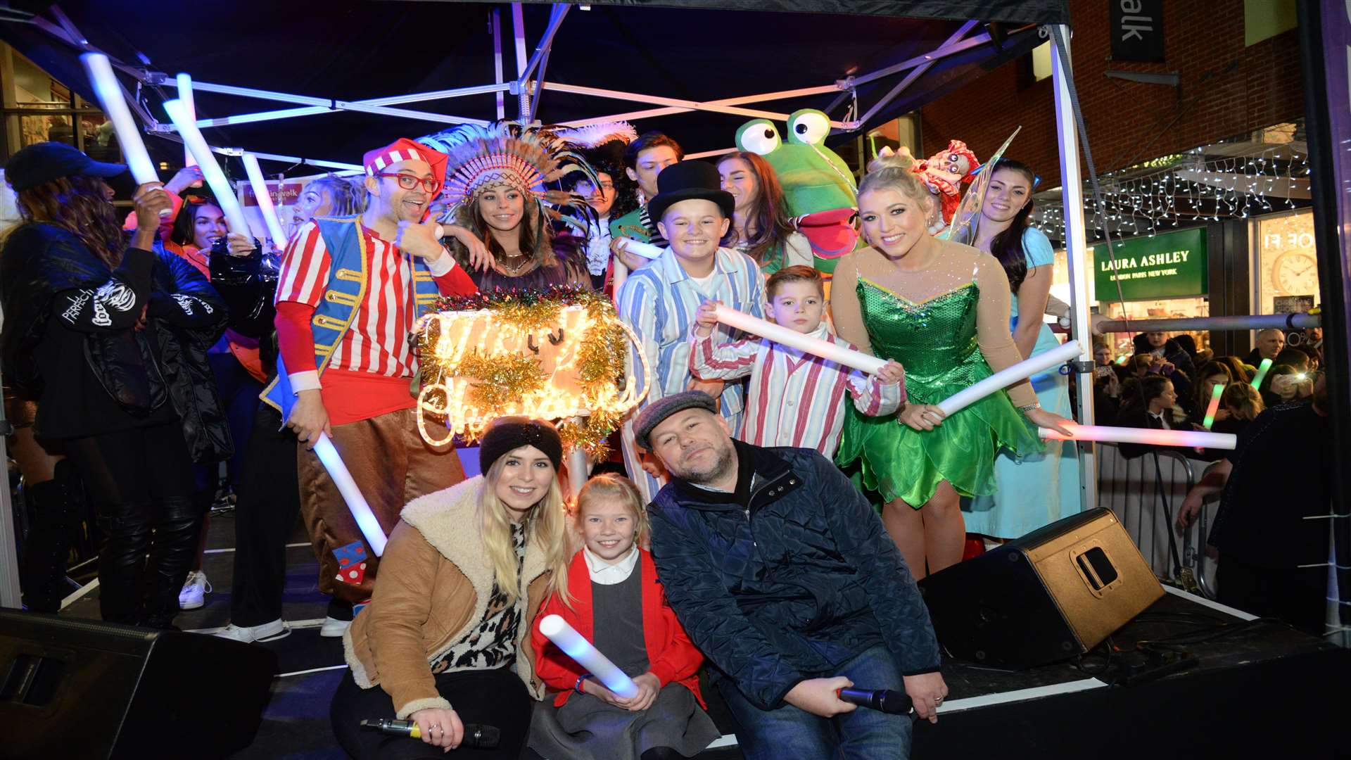 Isabelle Sale join KMFM's Laura and Garry for the Fremlin Walk Christmas lights switch-on.