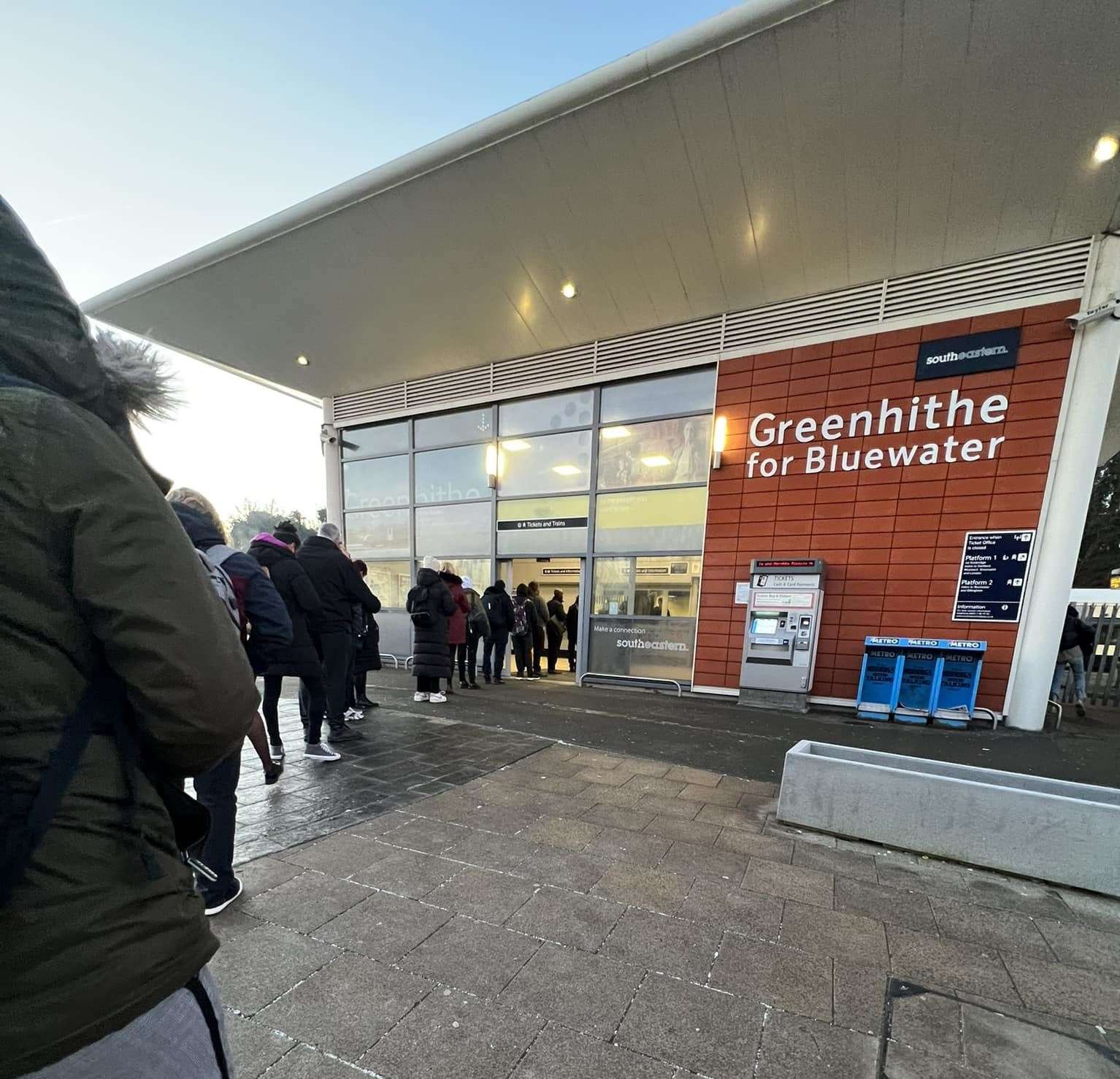 There were long queues outside Greenhithe Station on Monday morning due to a broken ticket machine. Photo: Marina