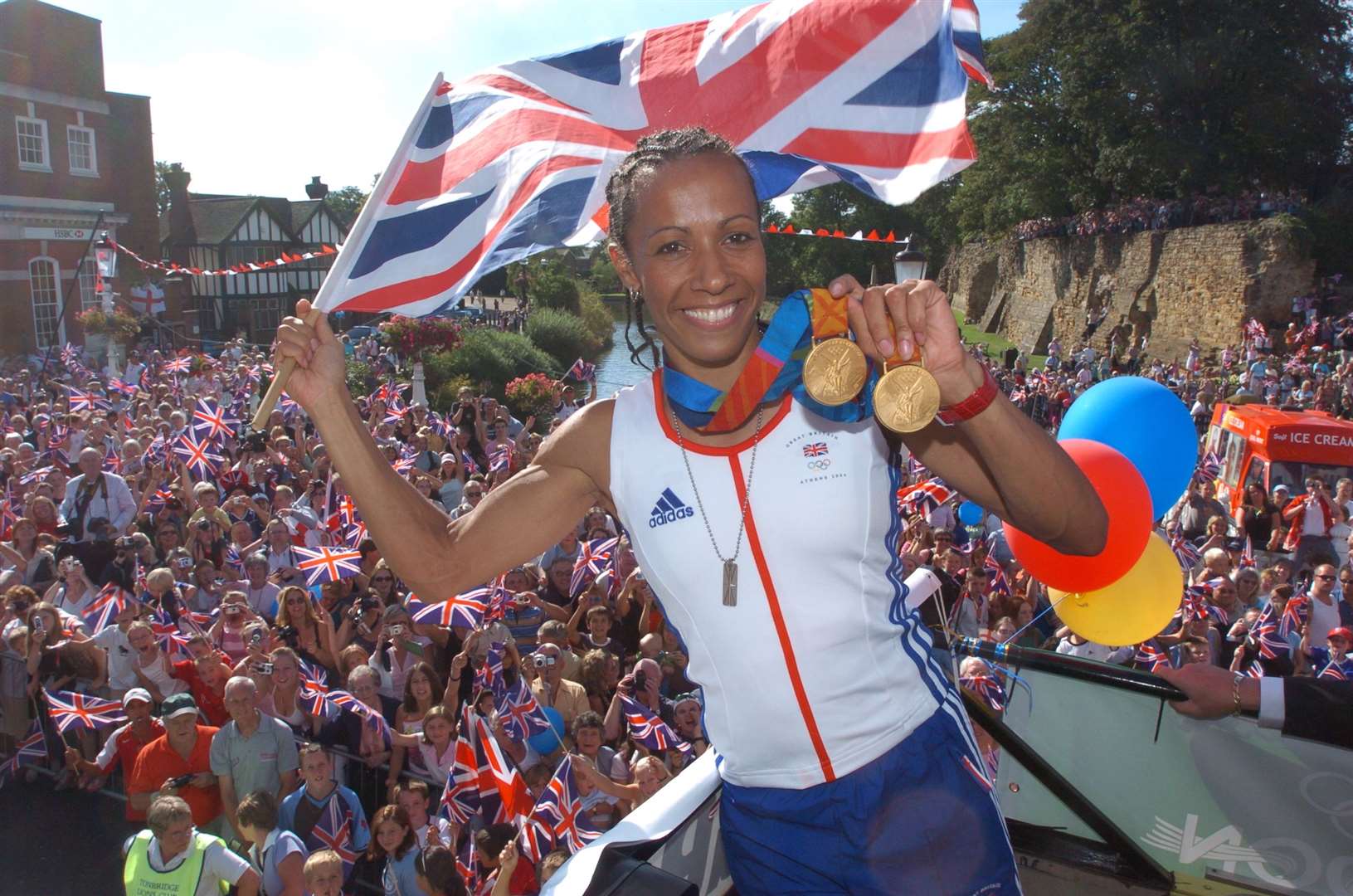 Kelly Holmes returns from Athens with her two gold medals to a hero's reception. Picture: Matthew Walker