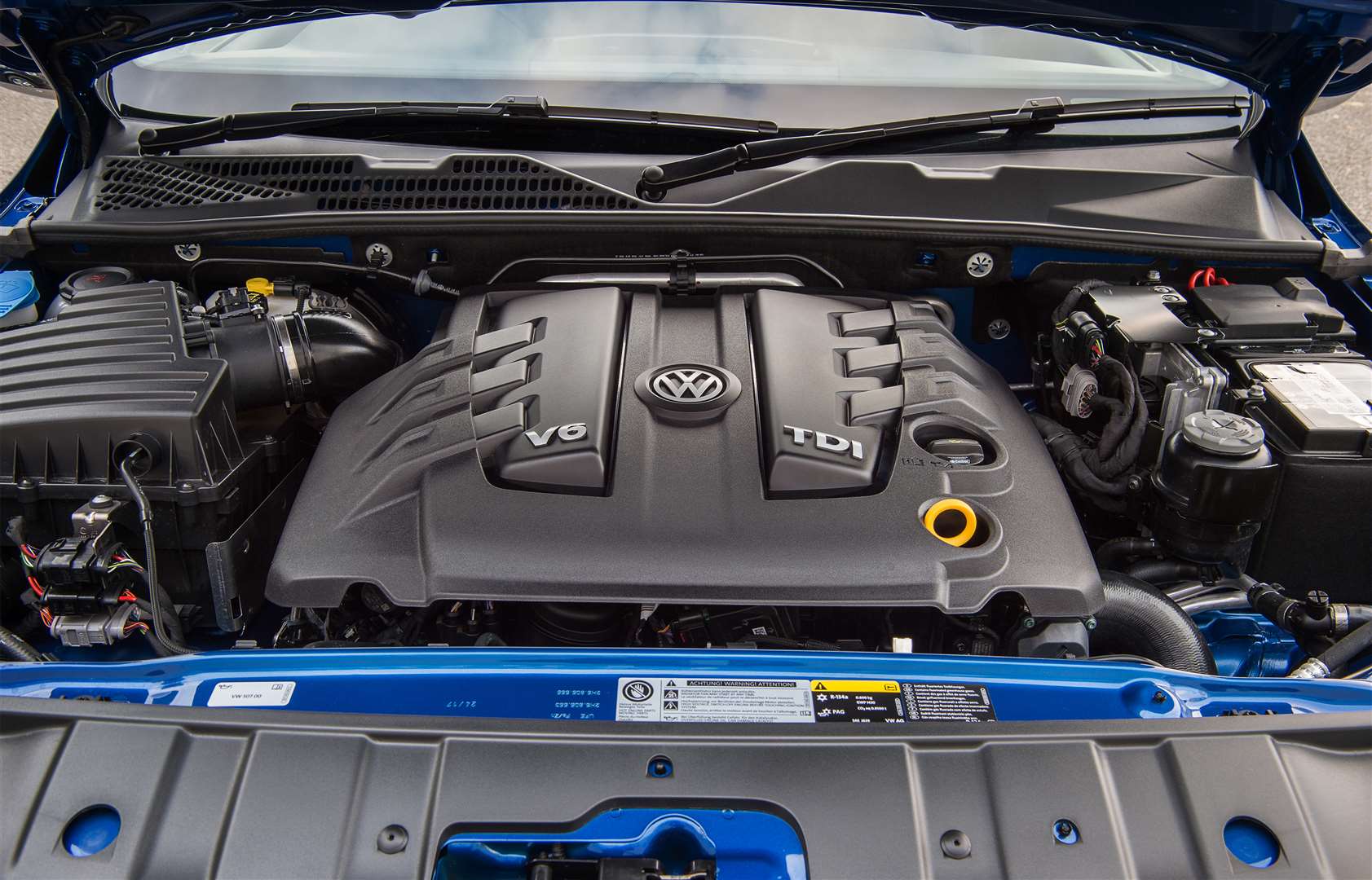 The 3.0-litre V6 TDI replaces existing 2.0-litre engine, offers up to 224 PS and 550 Nm (1292334)