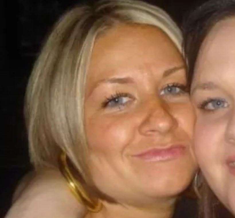 Samantha Murphy died after being stabbed through a broken door panel, a murder jury has heard
