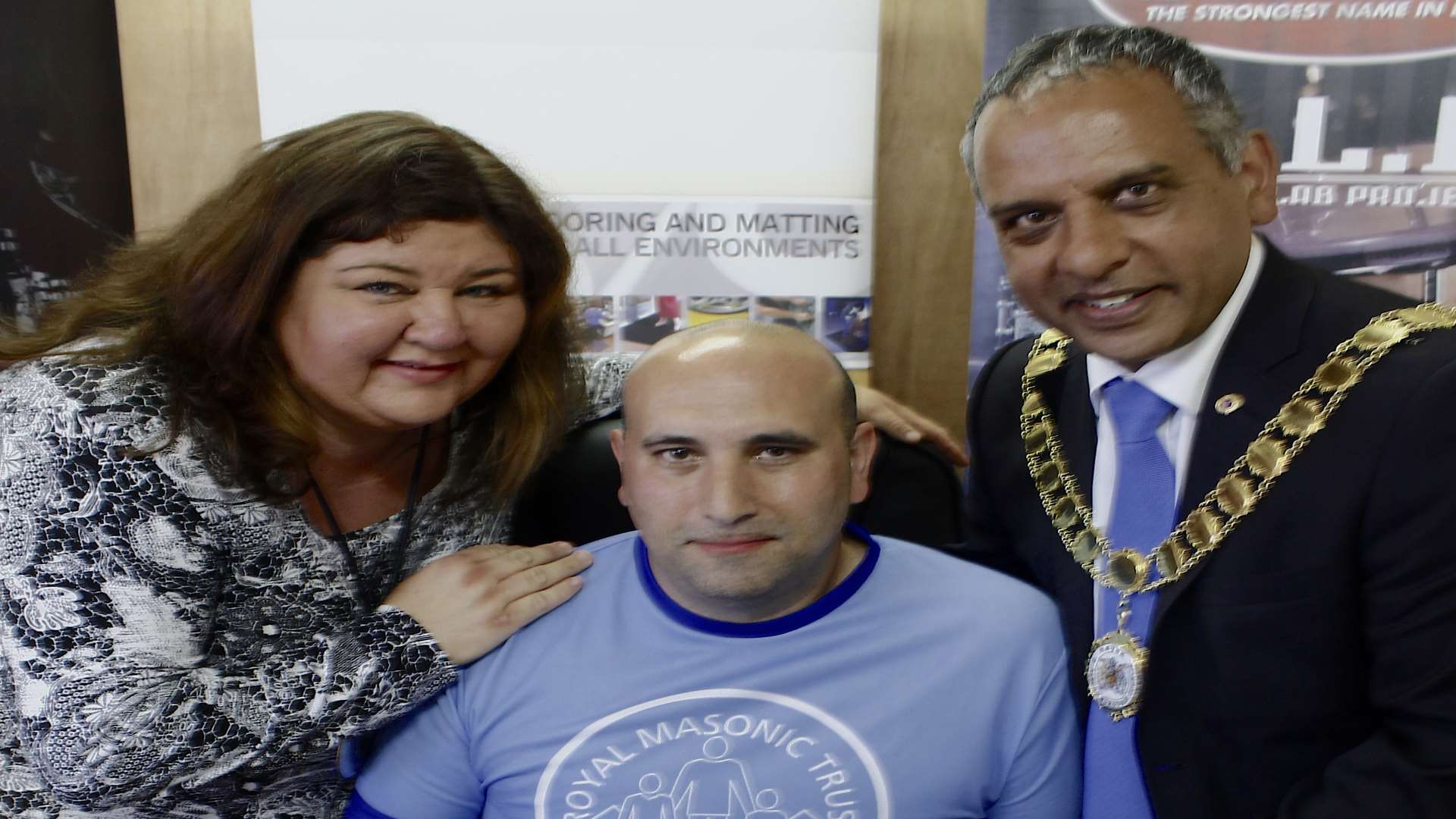 Ex-Eastenders star Cheryl Fergison and town mayor Avtar Sandhu came down to show their support