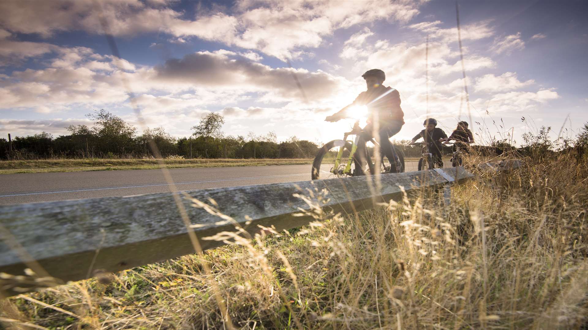 Hire a bike and head out on the open road with the family across Kent