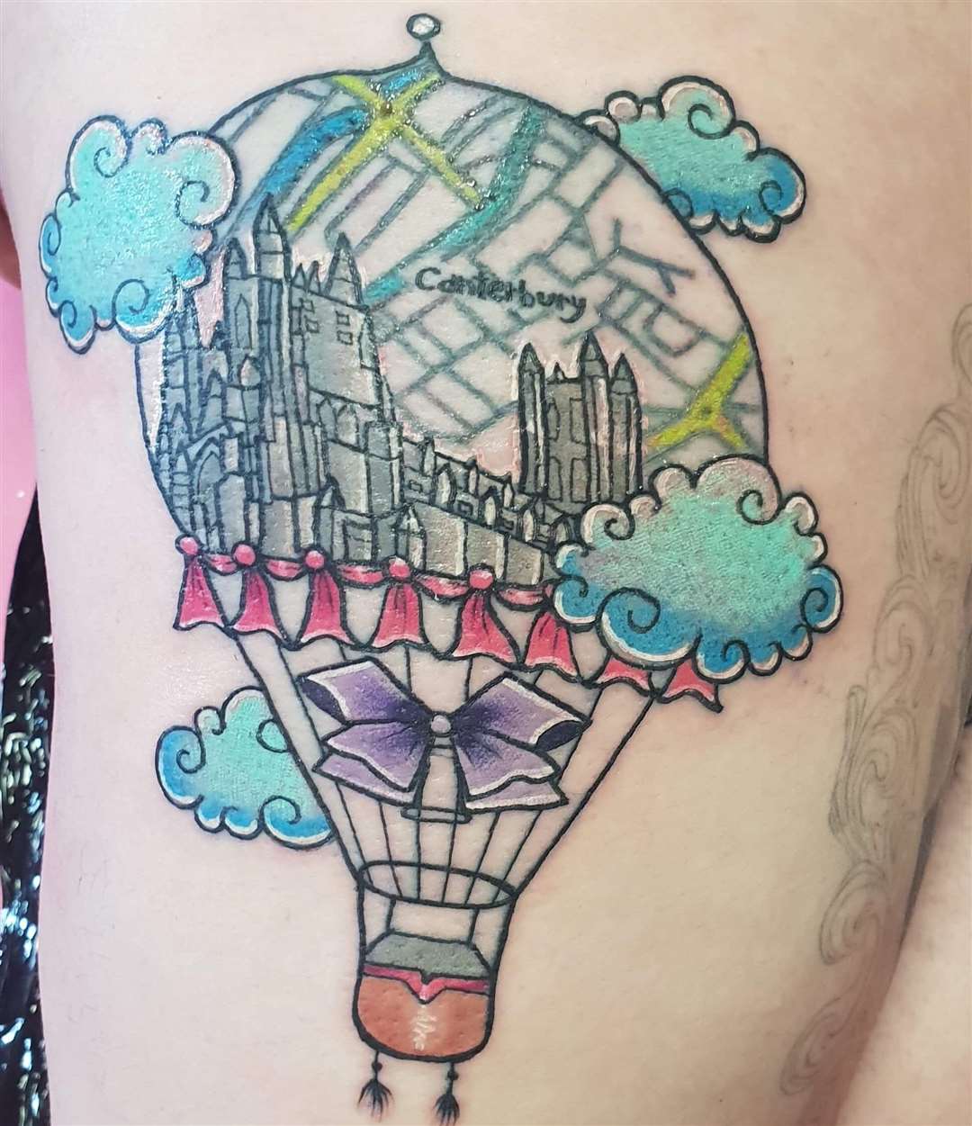 Lily's bold tattoo of Canterbury (5860051)