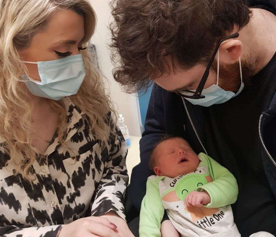 Proud parents Chery and Olly with newborn baby Lily. Picture: EKHUFT