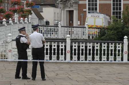 Police search for missing boy in Tonbridge