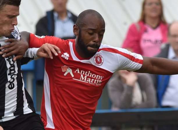 Welling forward Keiron St.Aimie Picture: Keith Gillard