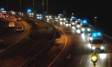 The police convoy travelling up the A249 on its way to the Medway Towns early today. Picture courtesy FERRARI PRESS AGENCY