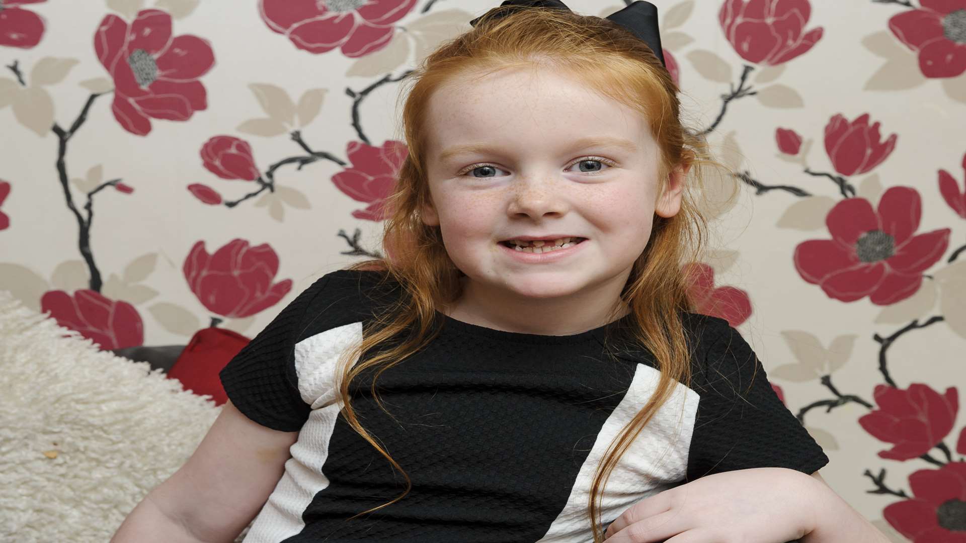 Kia Mai Powell, 6, raised the alarm when her mum collapsed
