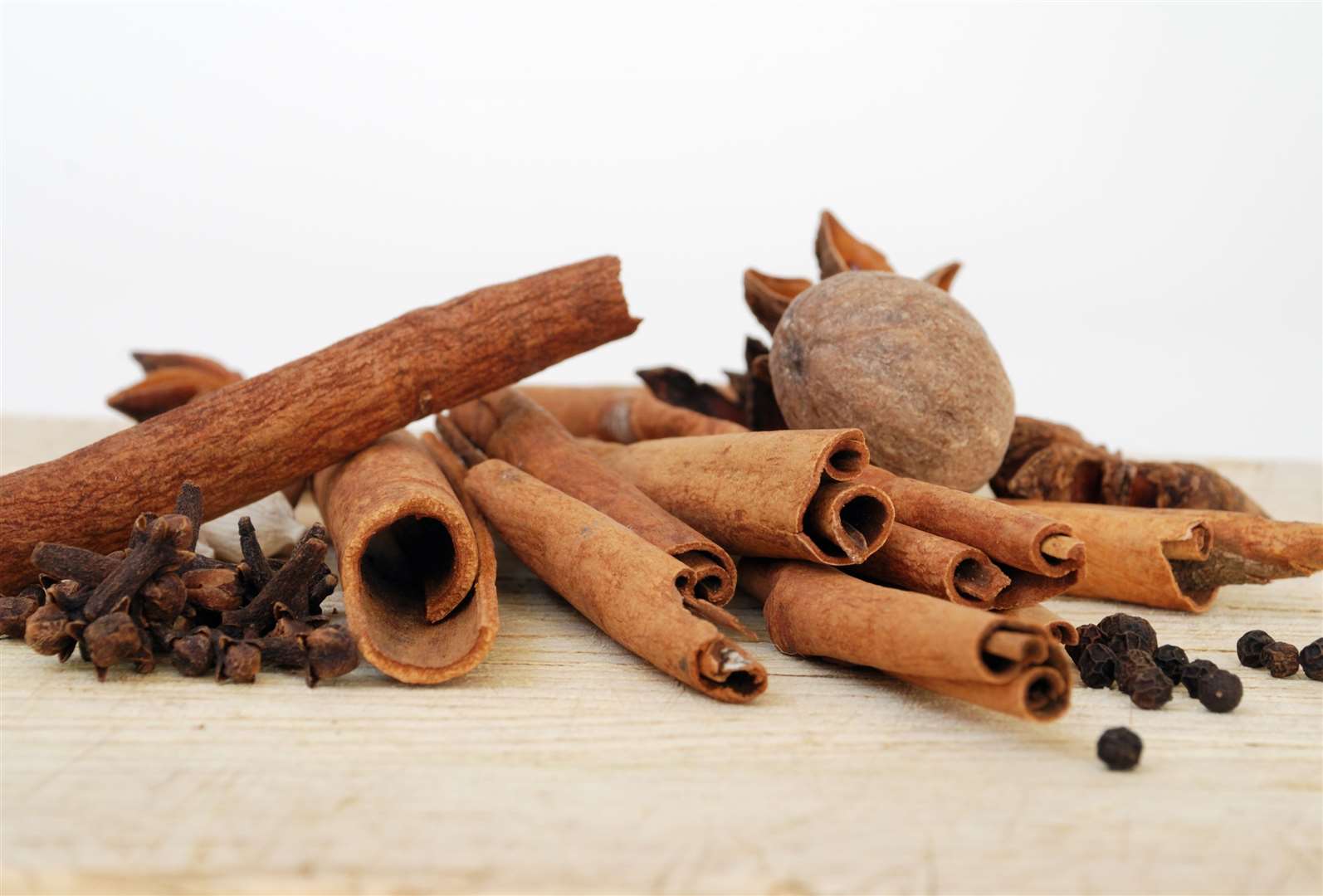 Cinnamon sticks and whole cloves might be preferable to the smell of onions? Image: iStock.
