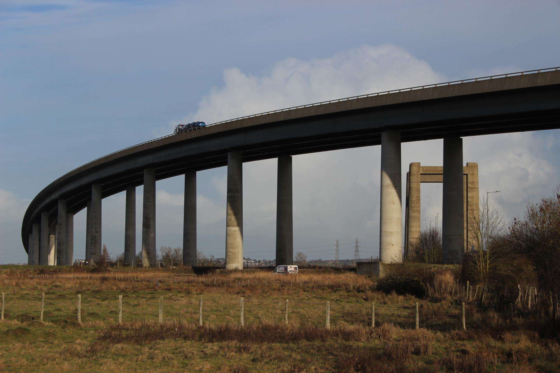 Expect delays on the Sheppey Crossing (2691266)