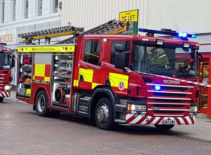 Fire engines spotted in Gillingham. Credit: @Media999E