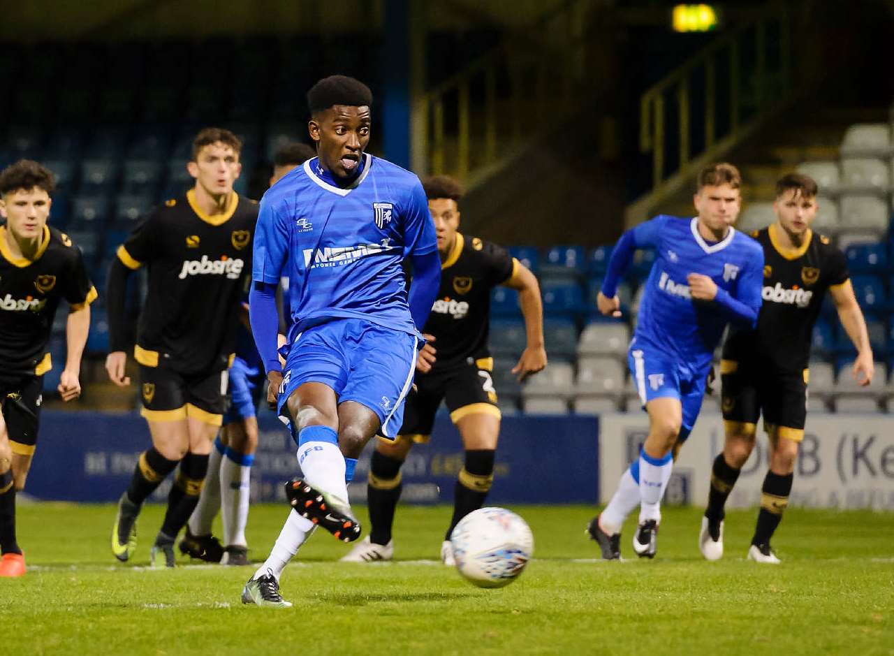 Gillingham take the lead with a Leroy Hlabi penalty Picture: Andy Payton