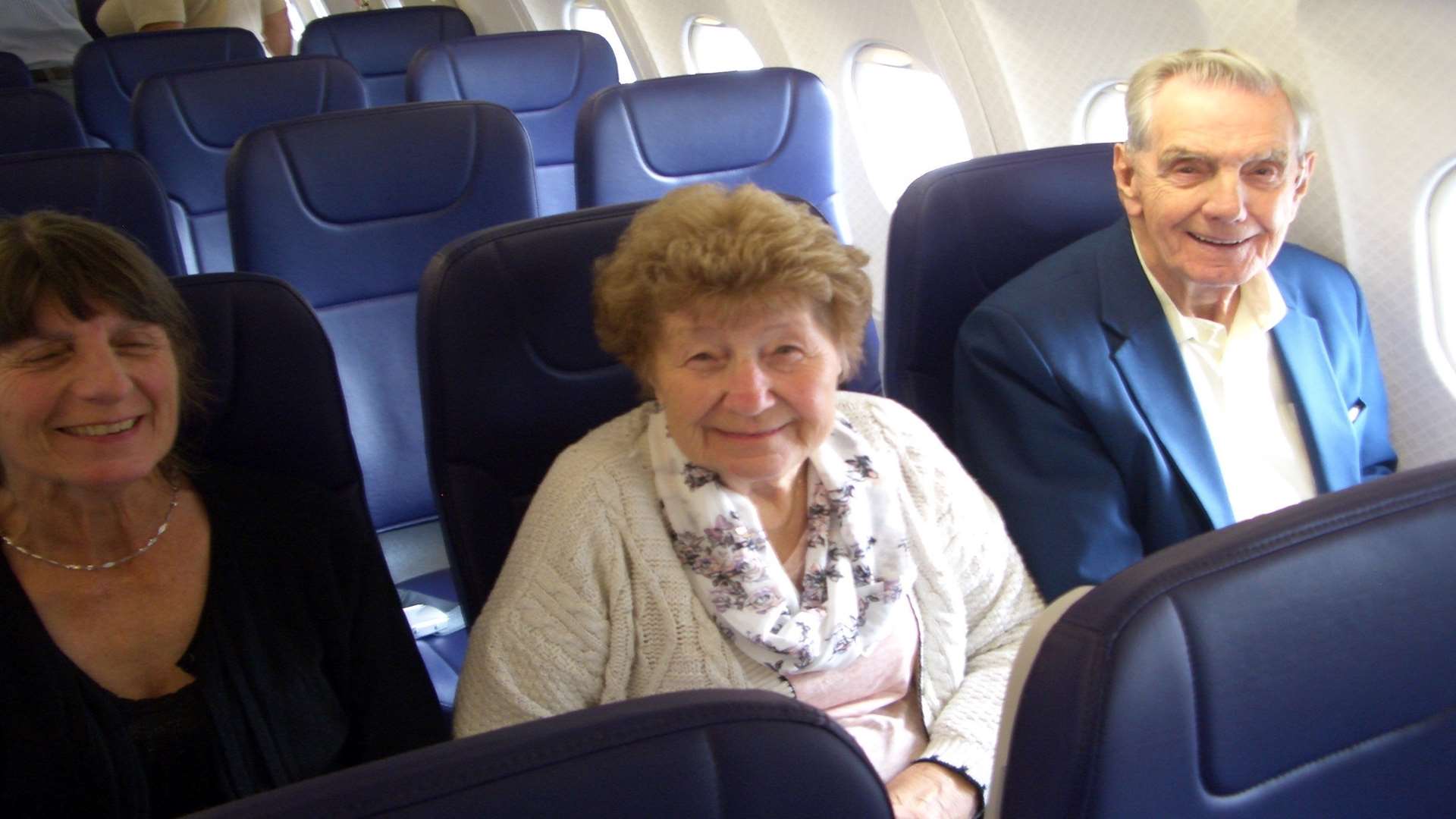 Charlie and Madge Pallett set off on their first trip aboard in more than 70 years of marriage