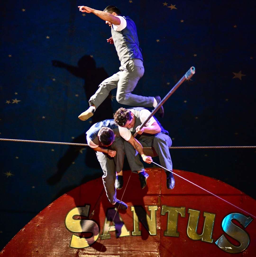 Santus Circus is coming to Kent