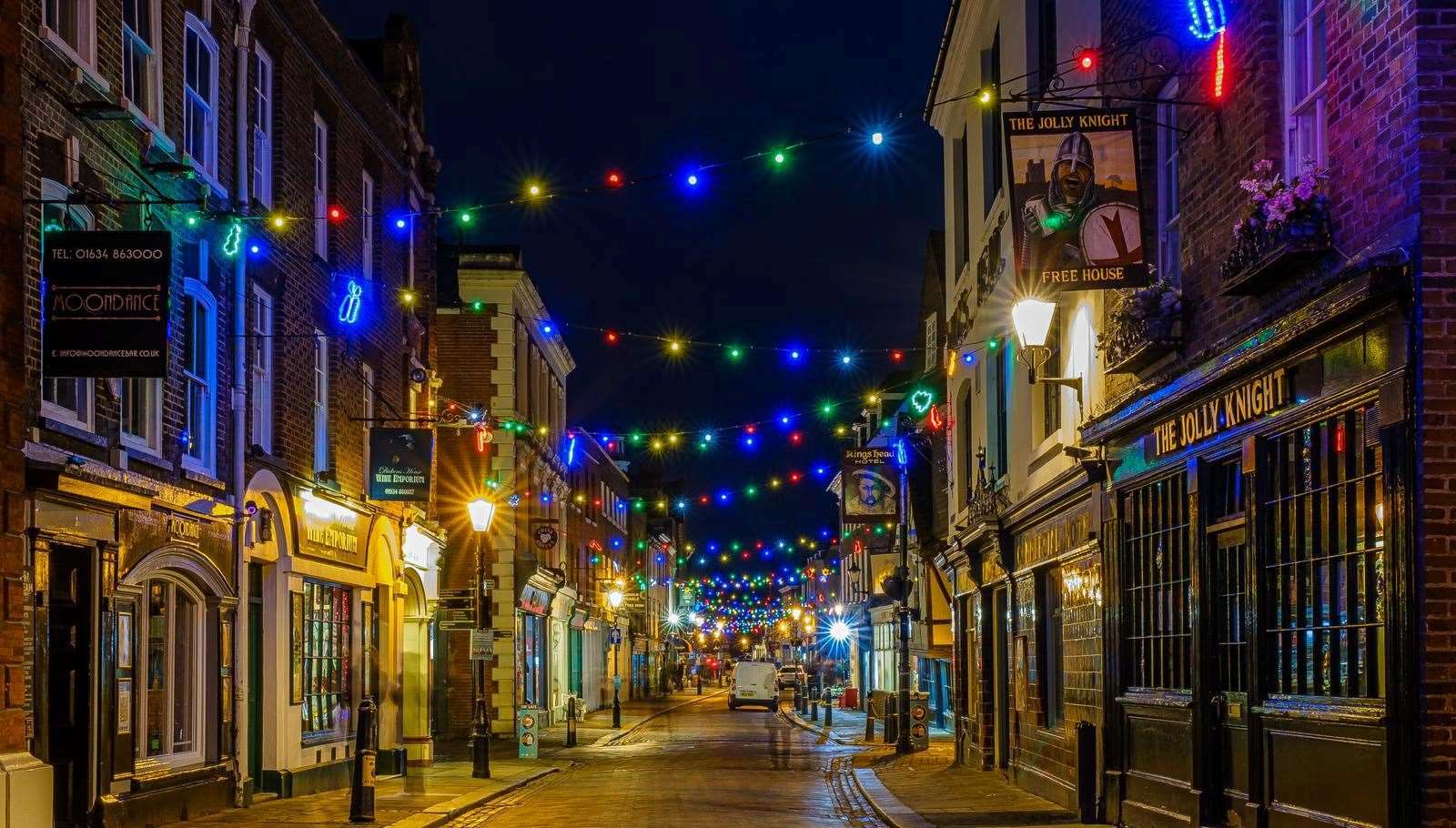 Rochester at Christmas time. Credit: Steve Hartridge Photography