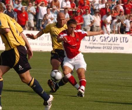 Action from Ebbsfleet's draw against Oxford at Stonebridge Road