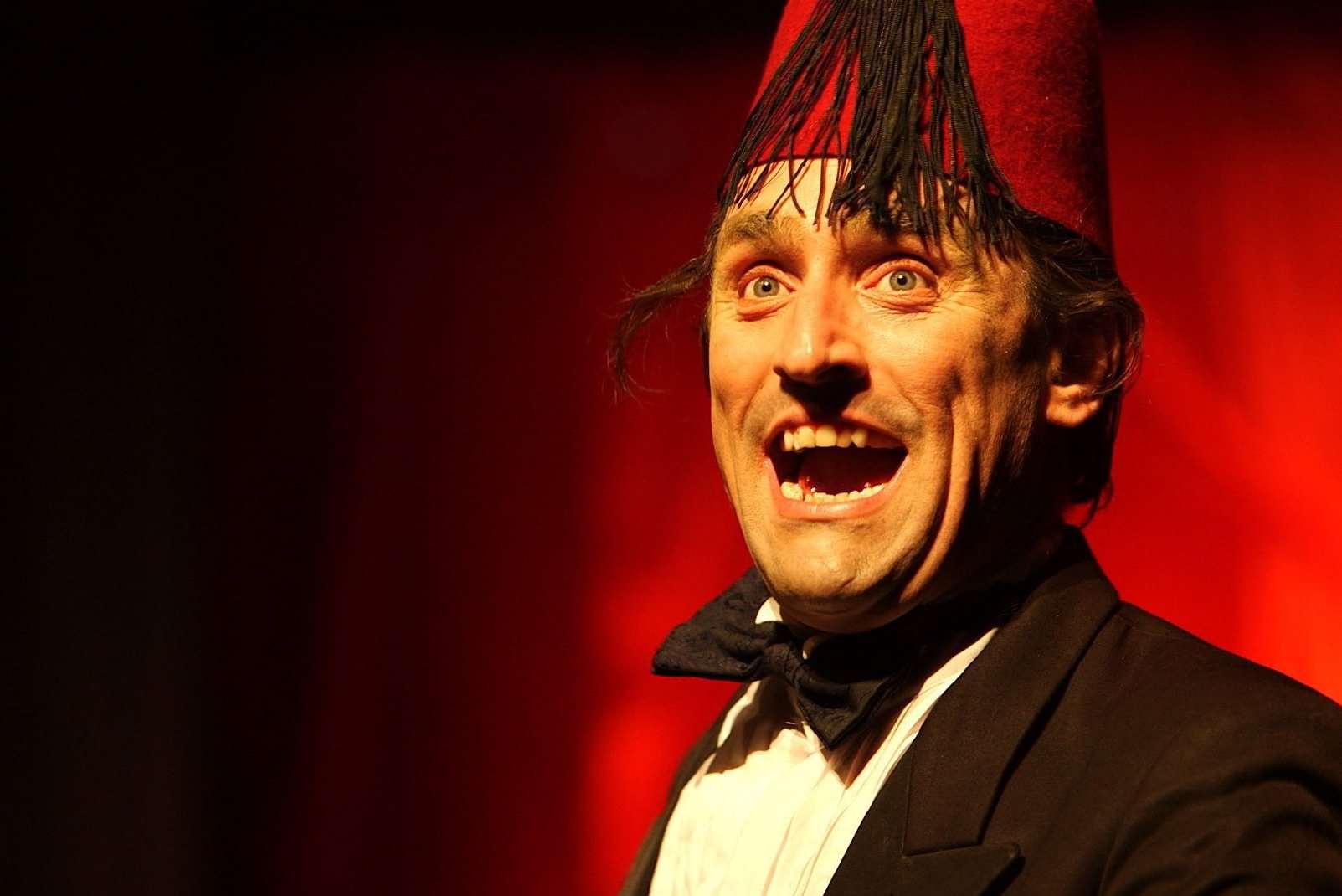 Daniel Taylor as Tommy Cooper