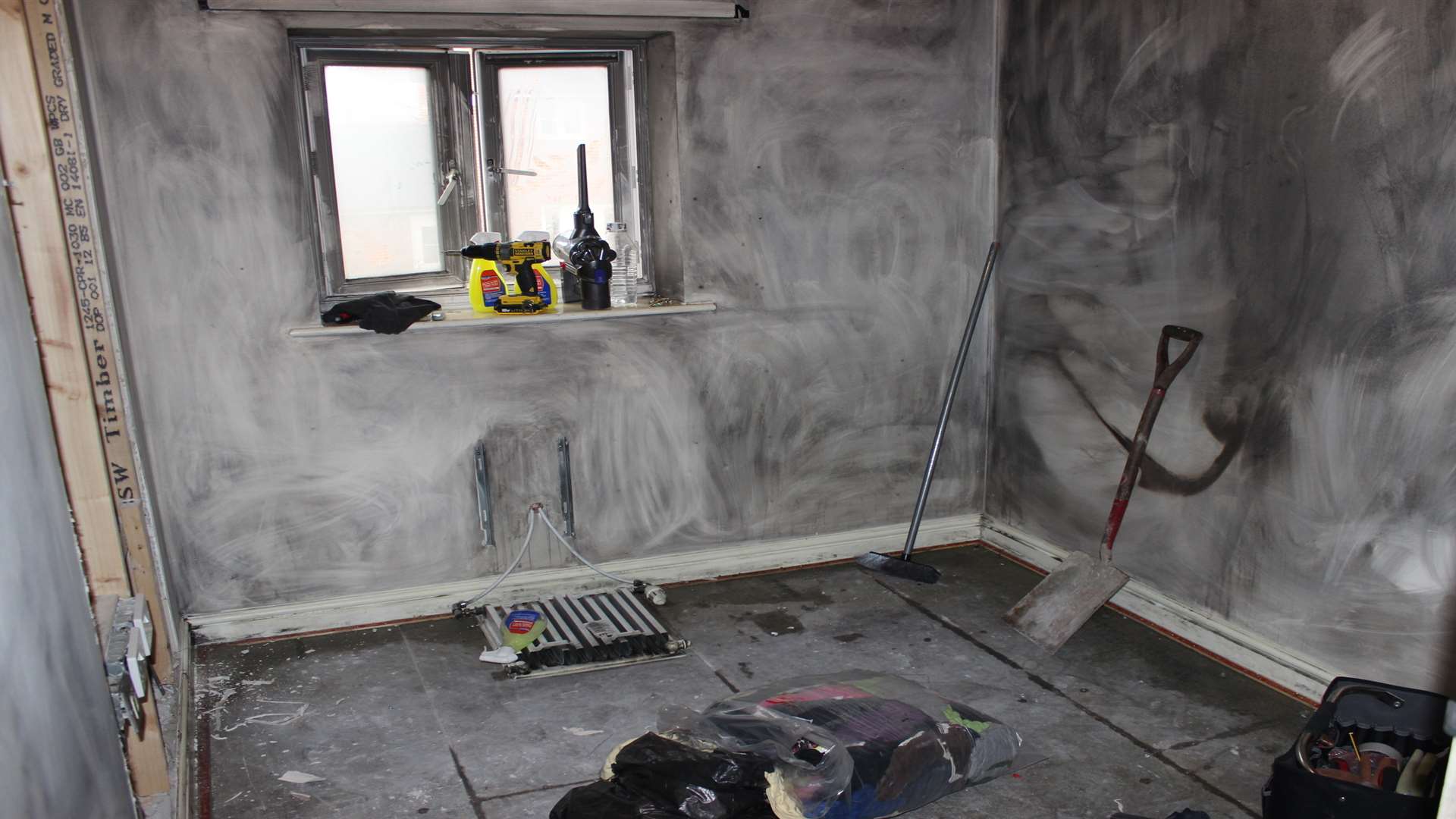 A USB cable fire caused extensive damage to a bedroom in Leanne Sullivan's home