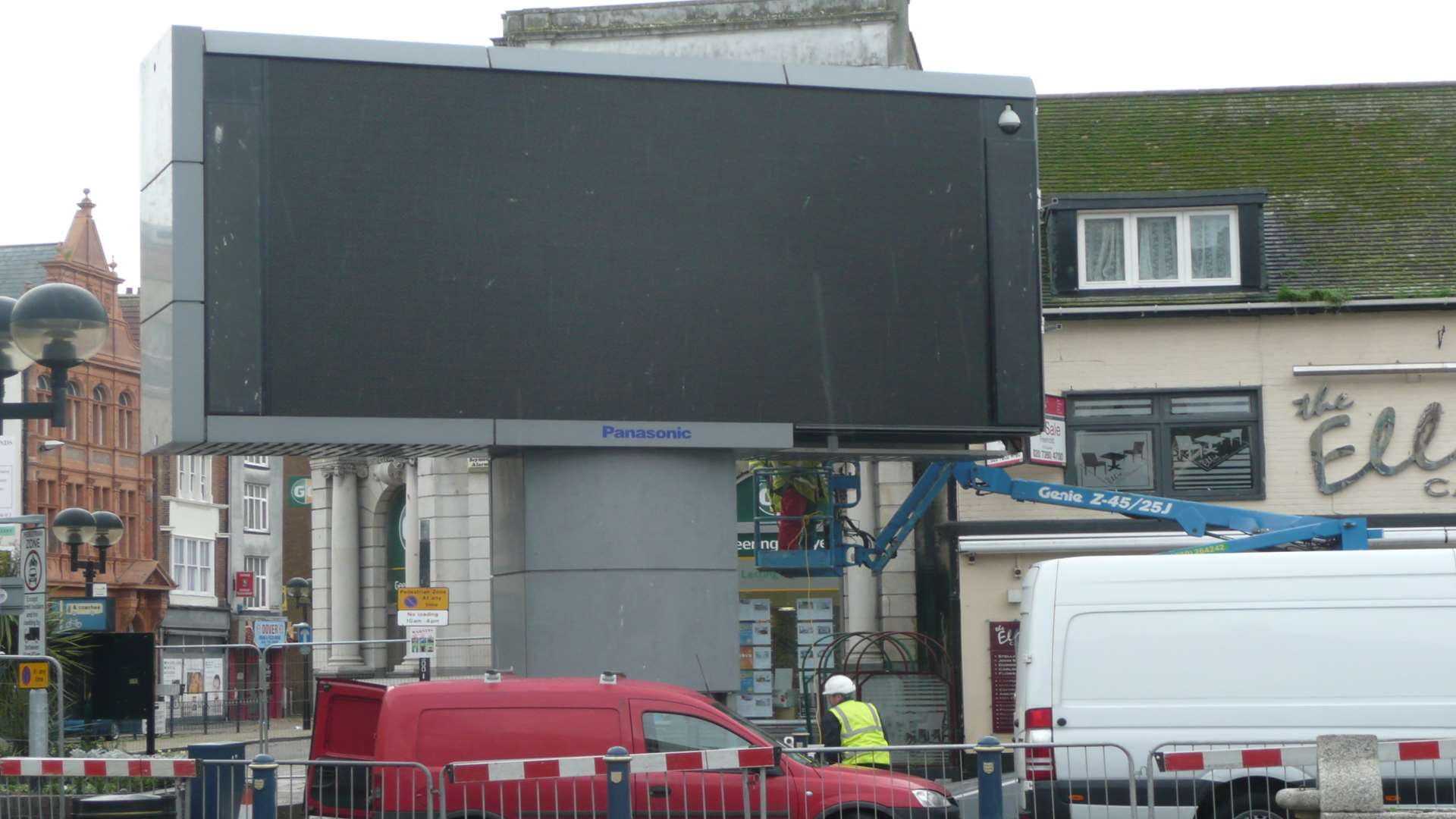 Work starts on dismantling the Big Screen in Dover's Market Square