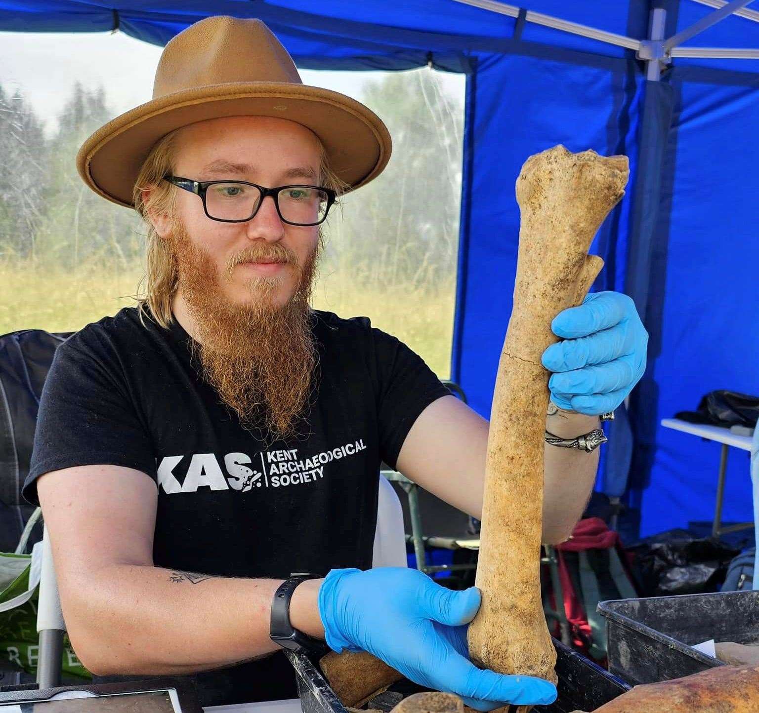 Archaeologists have been puzzled by “unusual” horse bones