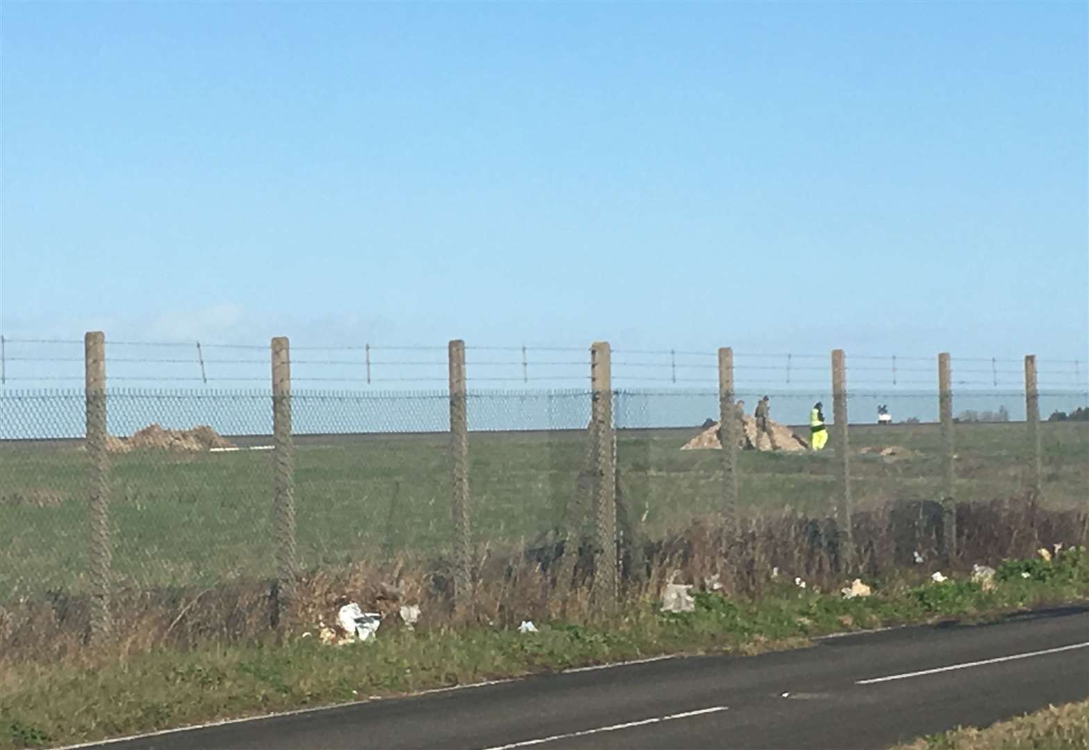 Explosives experts from the British Army have been called to Manston Airport (7797557)