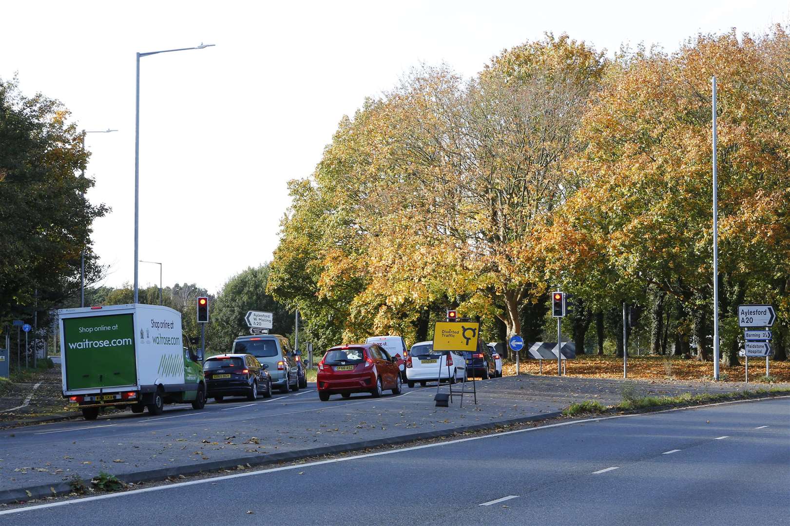 The existing A20 Coldharbour roundabout