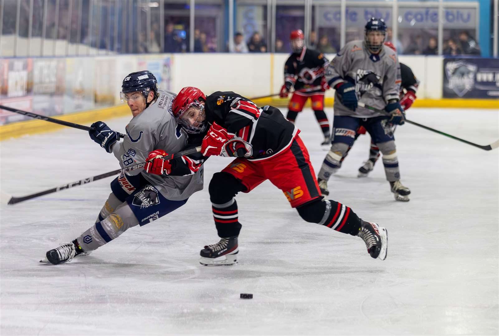 Action between Invicta Dynamos and Streatham Redhawks at Planet Ice, Gillingham Picture: David Trevallion