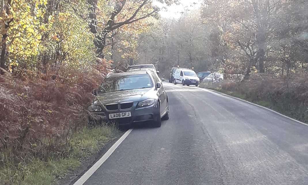 Several cars were seen lining Thornden Wood Road last Saturday, November 7