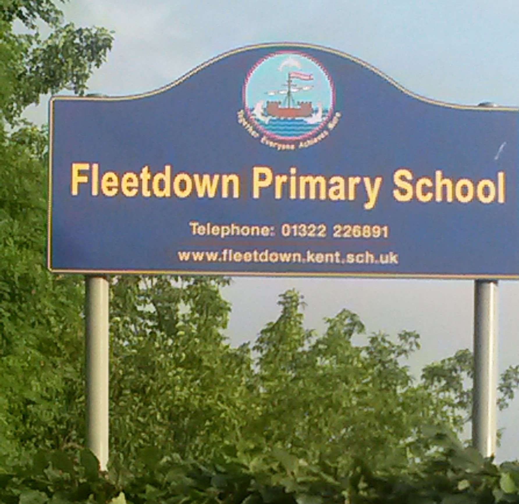 Fleetdown Primary School in Lunedale Road, Dartford