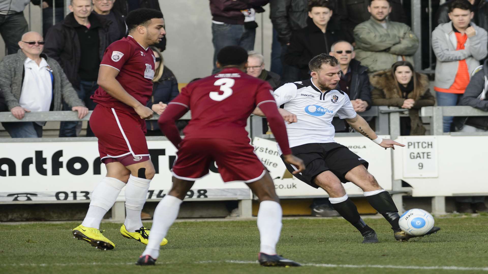 Dartford winger Ryan Hayes delivers a cross Picture: Andy Payton