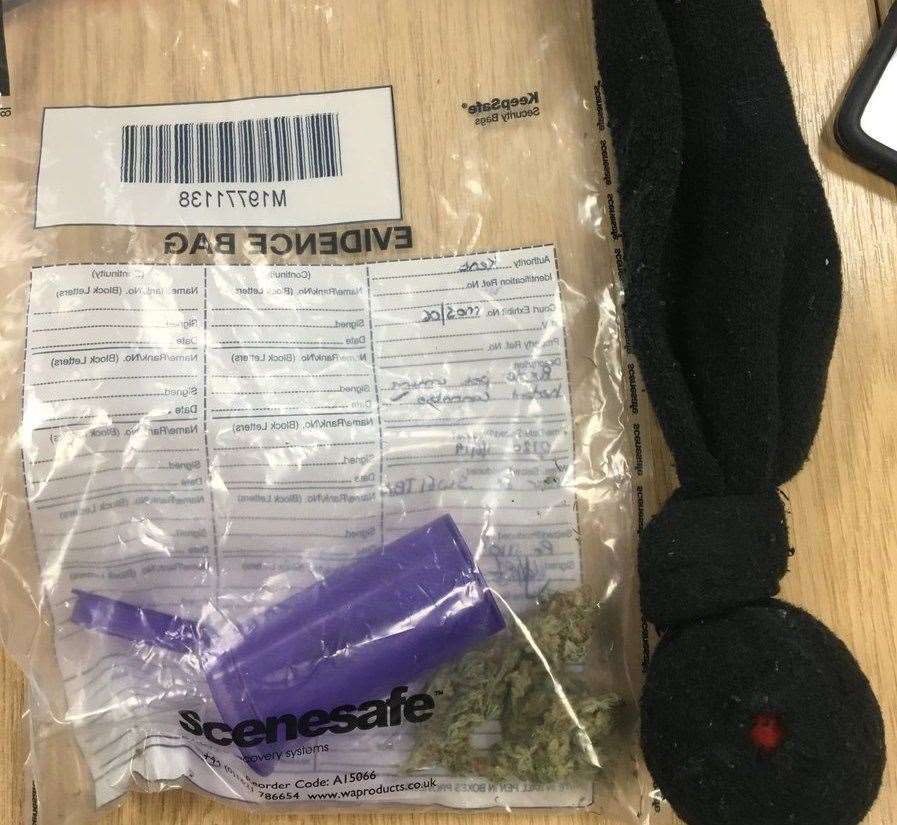 Police in Dartford tweeted pictures of a bag containing drugs and a sock containing a snooker ball, after arresting a man