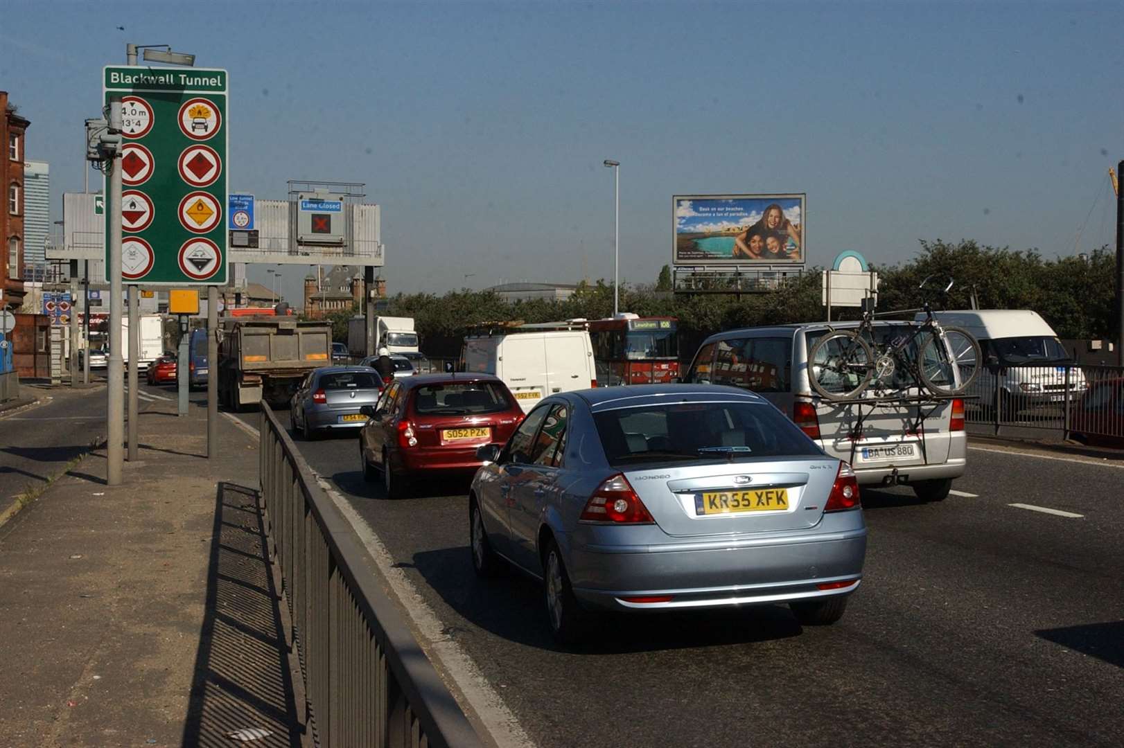 Drivers will pay to use the Blackwall Tunnel from 2025