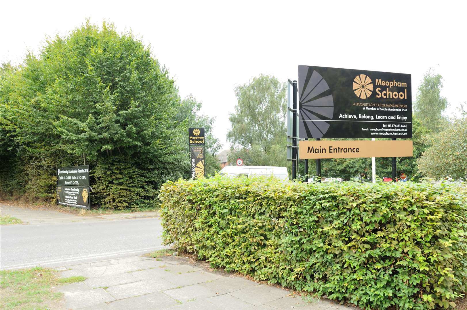 Meopham School put in their lockdown procedure following the incident. Picture: Simon Hildrew