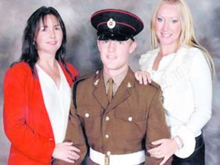 Sapper Mark Quinsey with his mother Pamela and sister Jaime