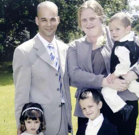 Charlene Henry and partner Danny with their three children. Picture courtesy FERRARI PRESS