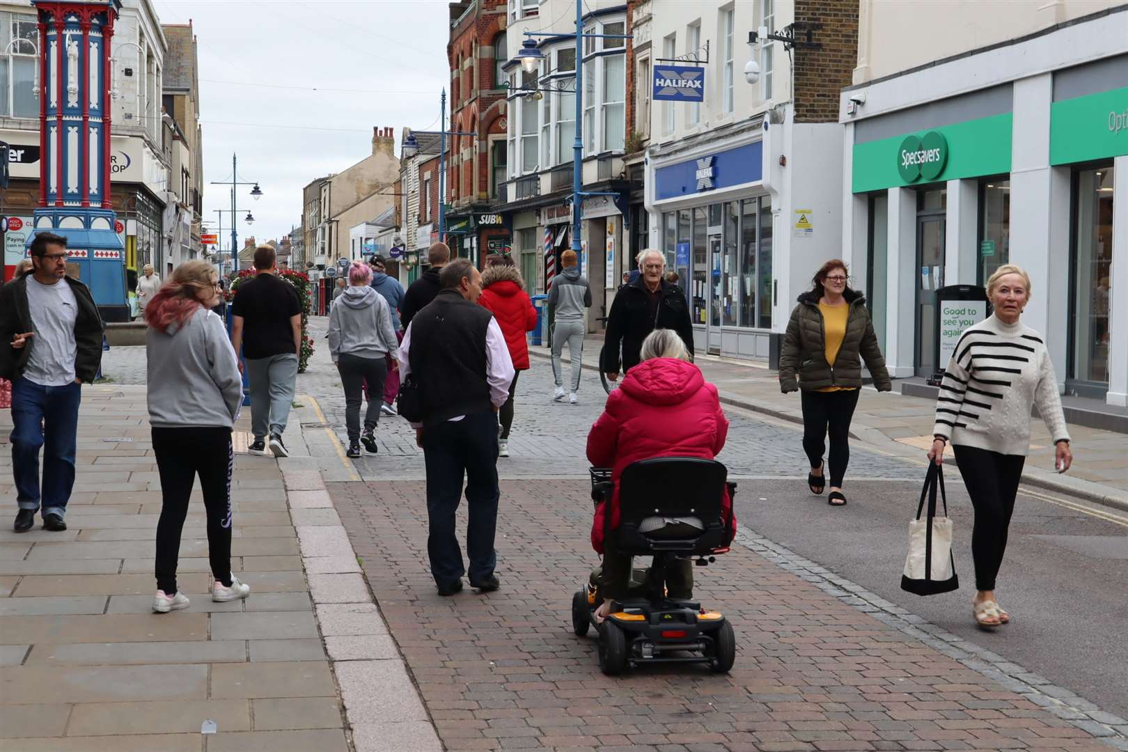 Shoppers in Sheerness have welcomed the pedestrianisation of the High Street because they say it is safer and less polluted. But traders are feeling the pinch